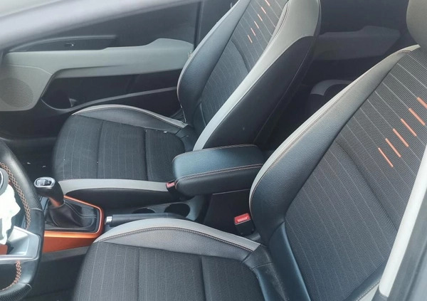 Kia Stonic cena 33500 przebieg: 62635, rok produkcji 2019 z Kielce małe 16
